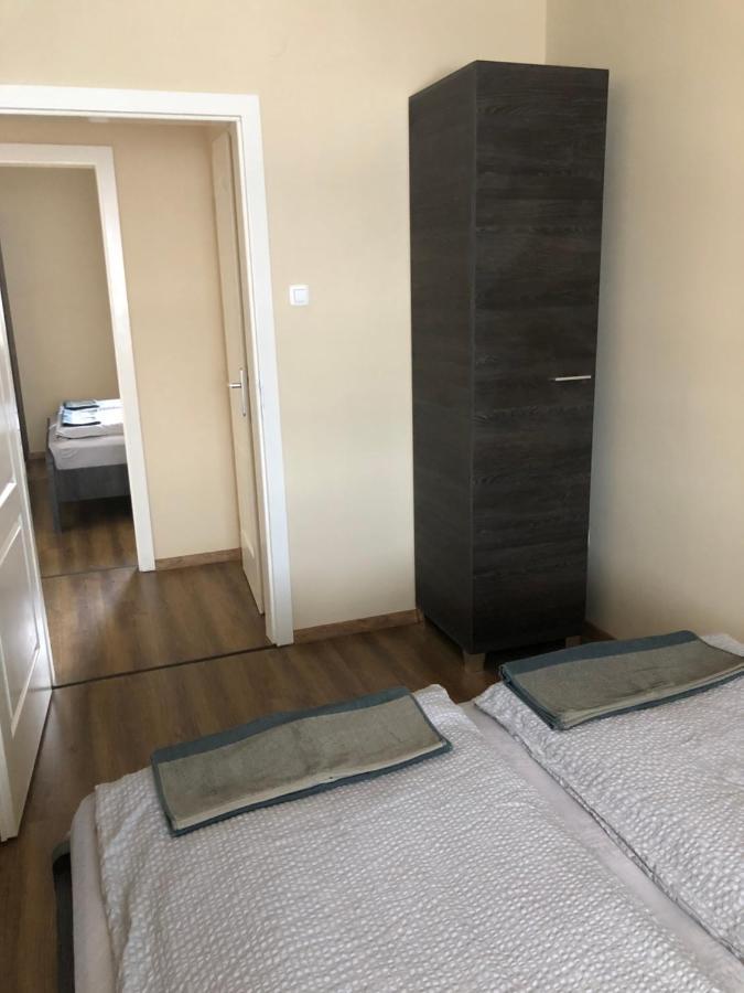 Alina Apartmanok Hajduszoboszlo Ngoại thất bức ảnh