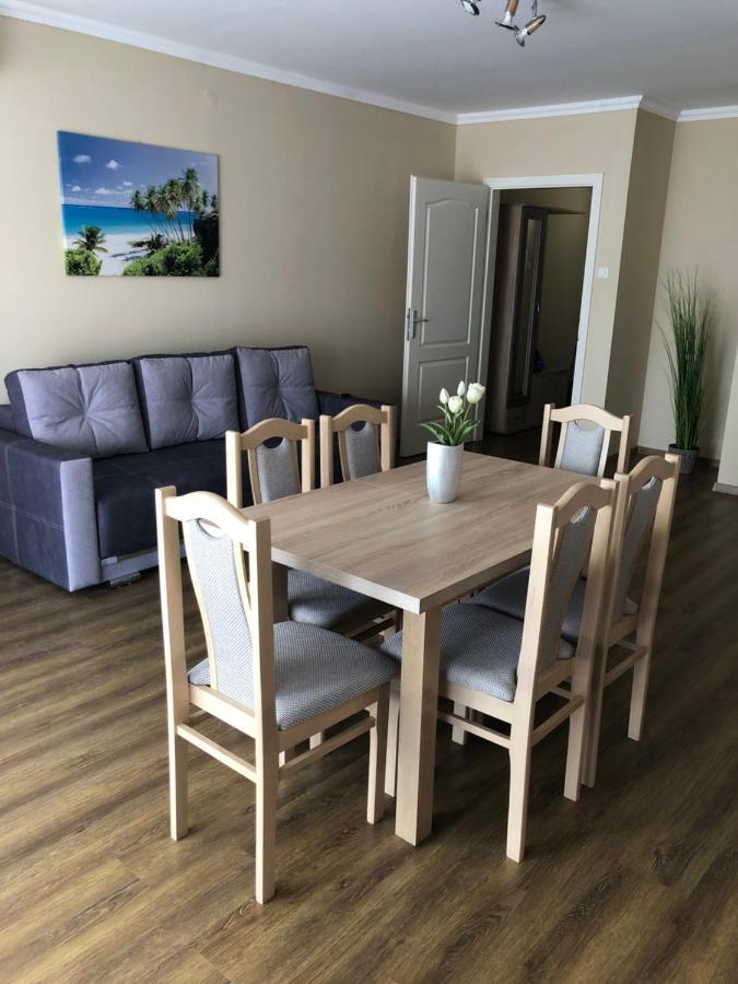 Alina Apartmanok Hajduszoboszlo Ngoại thất bức ảnh