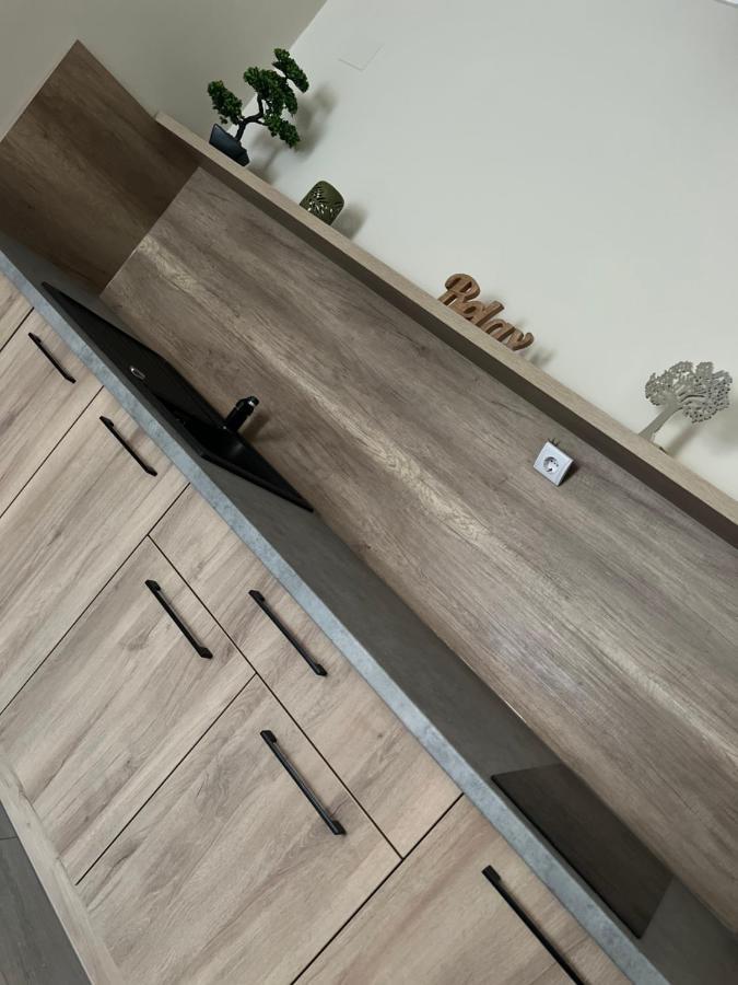 Alina Apartmanok Hajduszoboszlo Ngoại thất bức ảnh